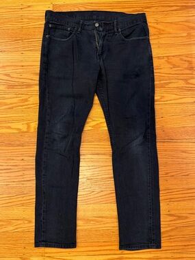 Levi's Slim Black Jeans - Classic Five-Pocket